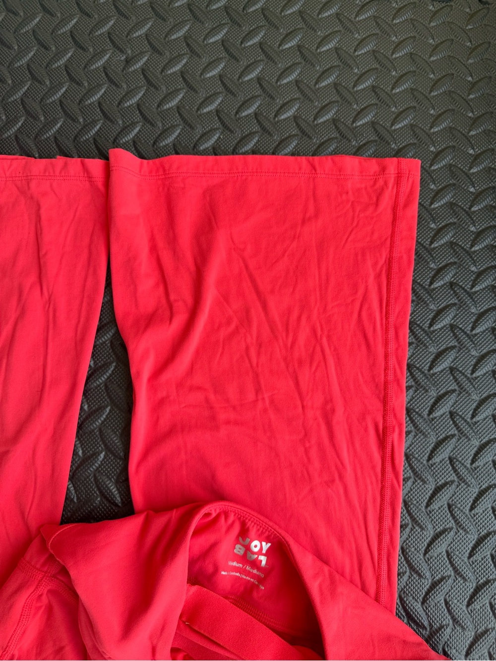 JoyLab Sleeveless Scoop-Neck Wide-Leg Jumpsuit in Hot Pink - Picture 3 of 6